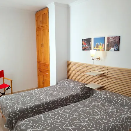 Garcia Lorca 627,solo Famila Y Parejas