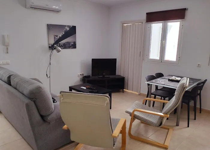 Daire Garcia Lorca 627,solo Famila Y Parejas